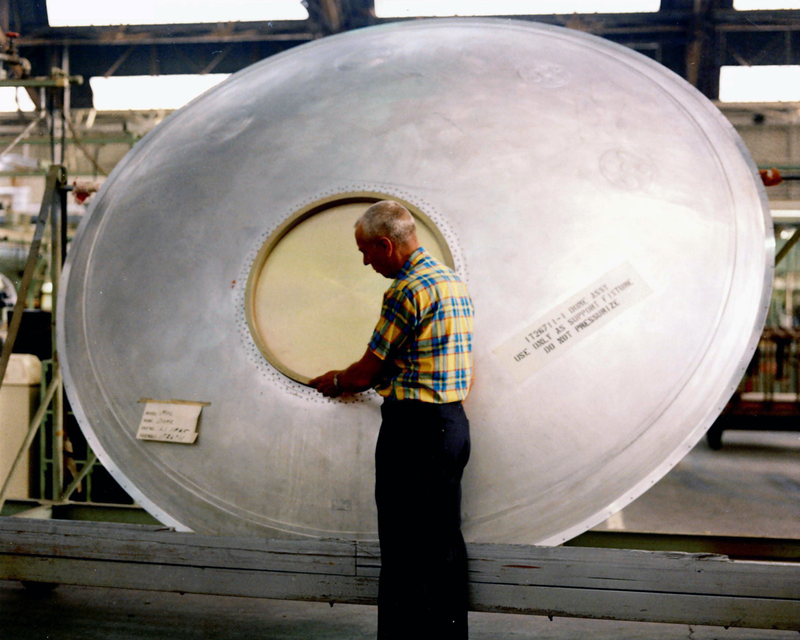 Illustration for article titled Newly Declassified Photos Show The Crewed USAF Spy Spacecraft That Almost Was